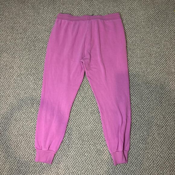 Cute vintage y2k pink mean girls ‘on Wednesdays we wear pink’ sweat pants - Picture 4 of 5